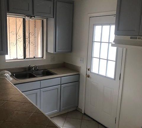 3rd image of 6619 1/2 El Cortez Ave