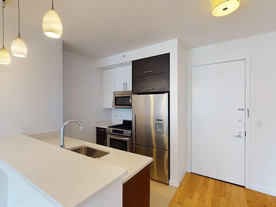 795 Columbus Ave #11N