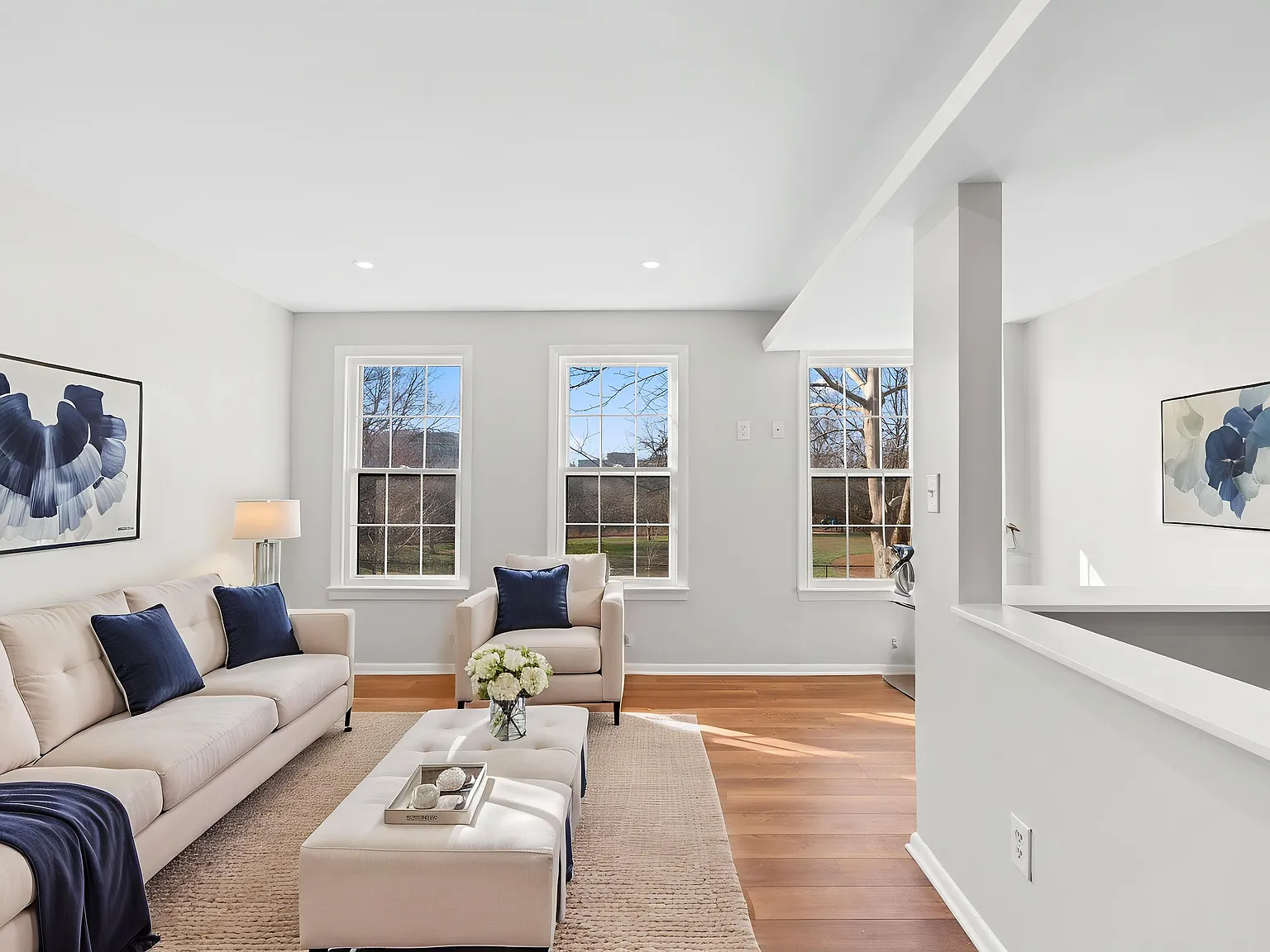 1 bed, 663 sqft, $3,200 — Photo 1