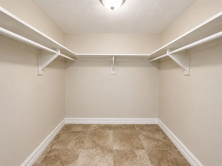 3711 Redwood Dr — Photo 10