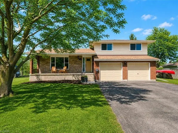 21 Lena Cres, Pt Colborne, ON L3K 5X3