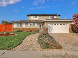 1109 Rickenbacker St, San Jose, CA 95128