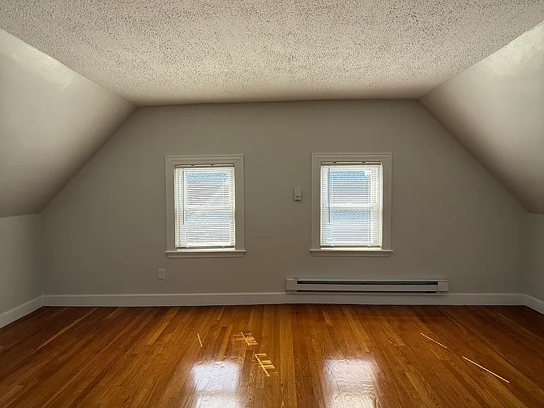 109 Magoun Ave #1 — Photo 19