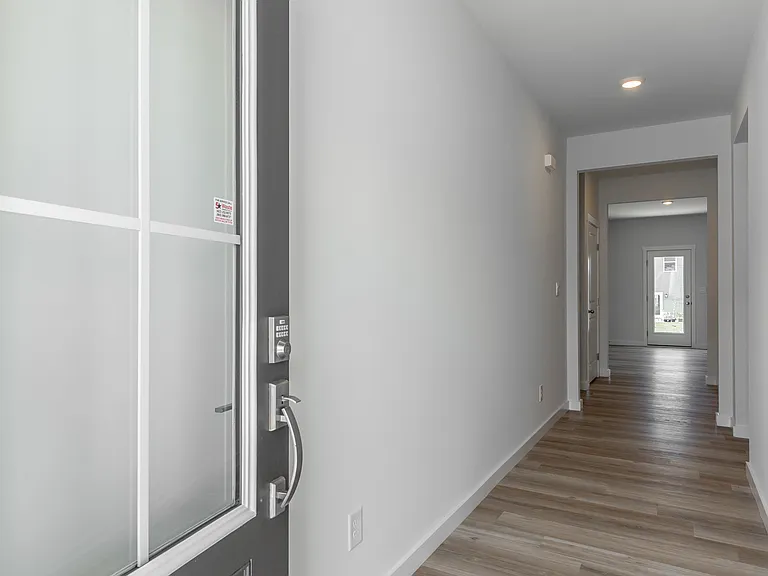 8465 Mulberry Way — Photo 2