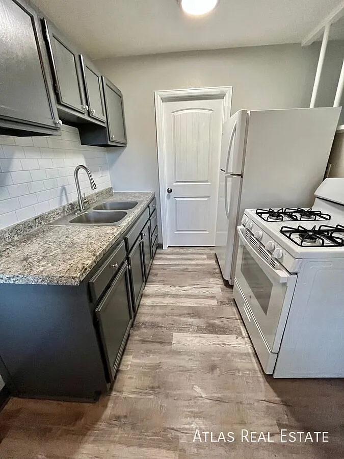 West Side 1-Bedroom Ready for Tours! With Move in Special! — Photo 3