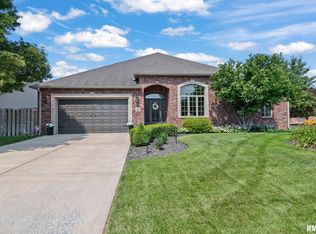 2224 Charlack Ave, Springfield, IL 62704