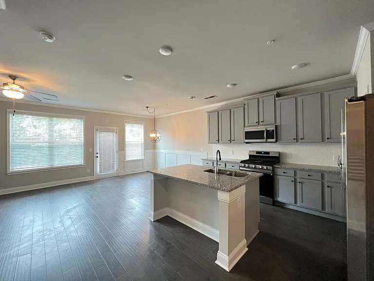 129 Camden Park Dr — Photo 7