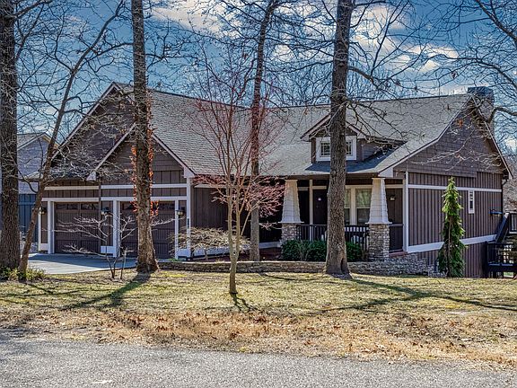 4th image of 2094 Evans Dr