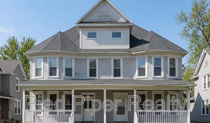 1st image of 815 S Benton Ave