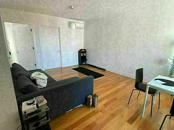5th image of 159 Meserole St #660