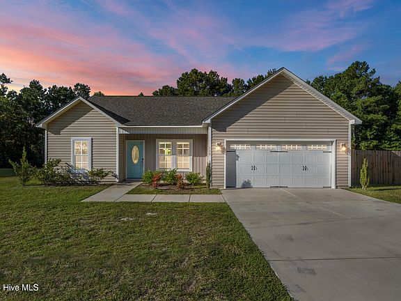 2nd image of 139 Queens Haven Road