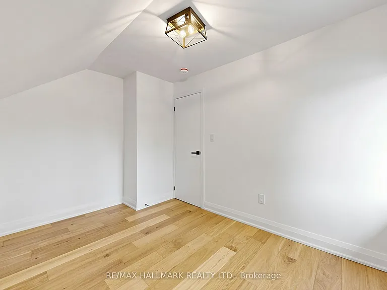 2205 Victoria Park Ave #MAIN — Photo 19