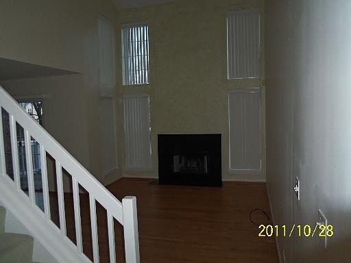 4th image of 669 S Citadel Dr