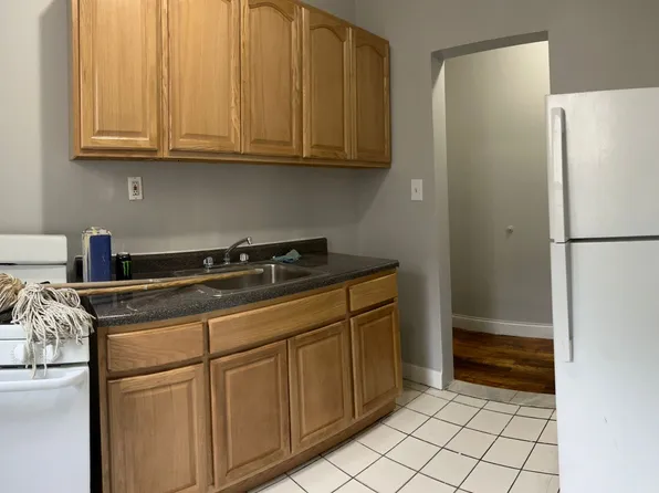 1331 Stratford Ave #2A, Bronx, NY 10472