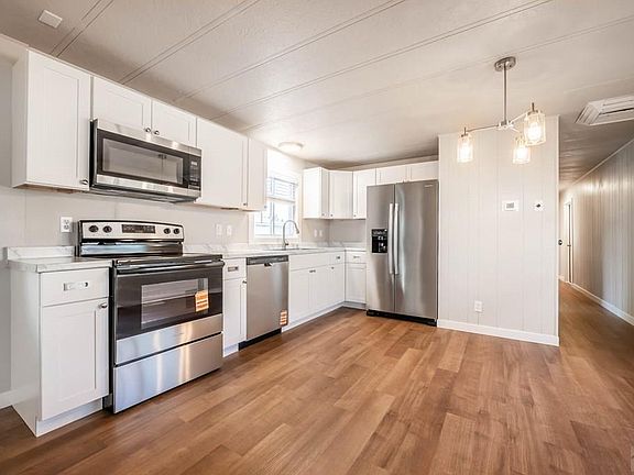 5th image of 2415 Alia Ct