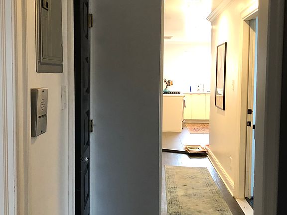 4th image of 449 E 21st St #3