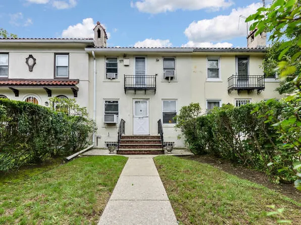 68-30 Fleet Street image 1 of 20