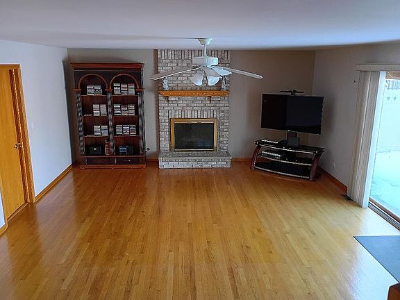2nd image of 93 Melvina Ave