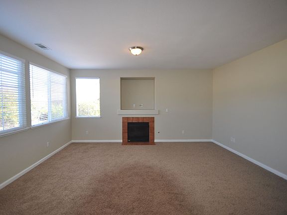 3rd image of 4261 Melody Ln