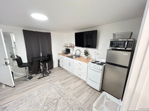 542 Williamsburg, San Antonio, TX 78201