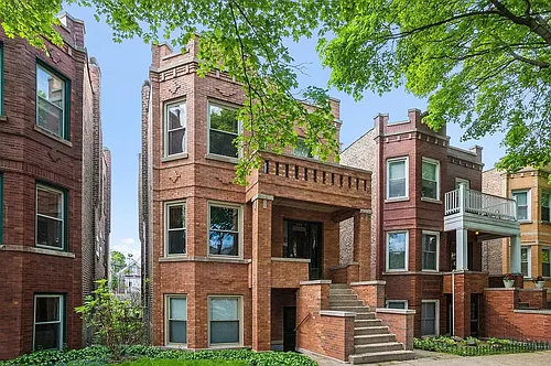2319 W School St #1 Photo 1