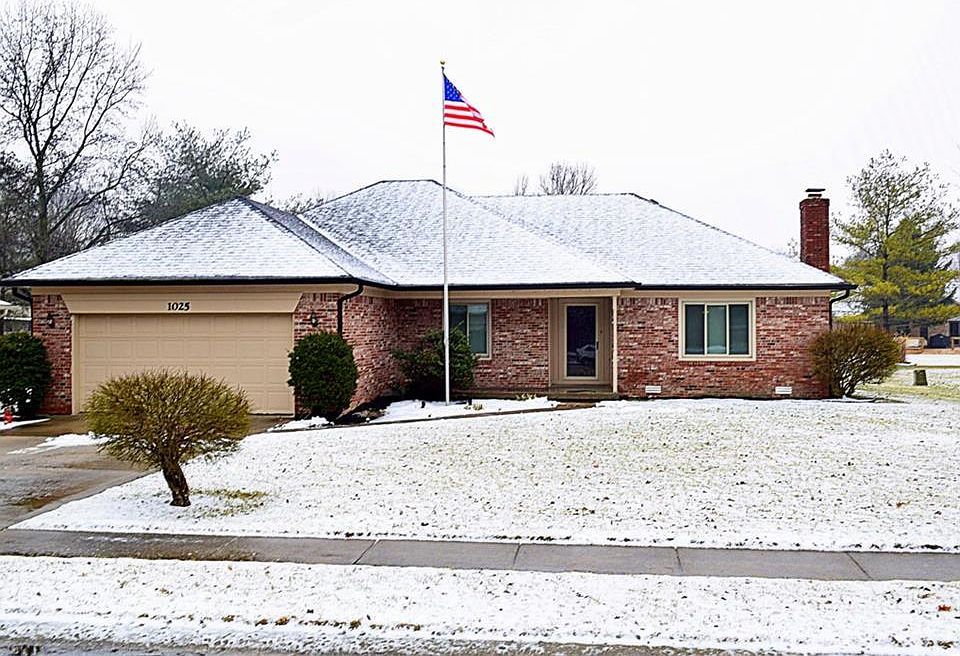 1st image of 1025 Cedar Glen North Dr