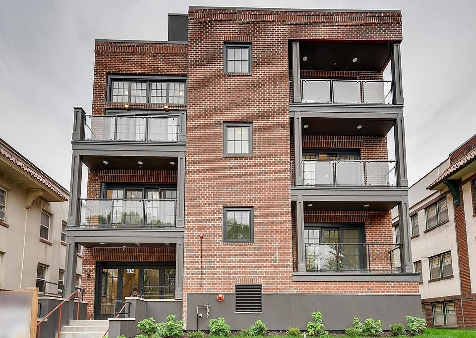1st image of 1174 Grand Ave #202