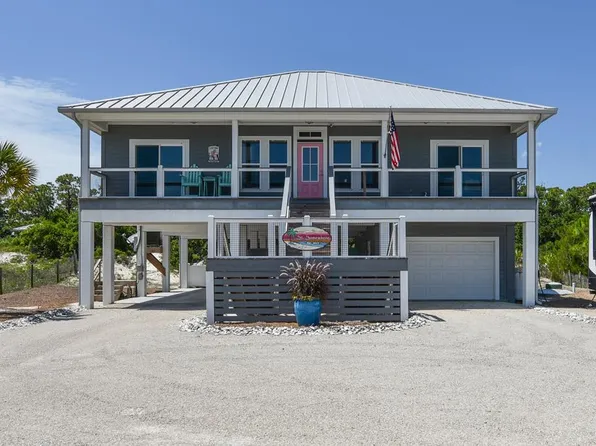 917 E Gulf Beach Dr, Eastpoint, FL 32328