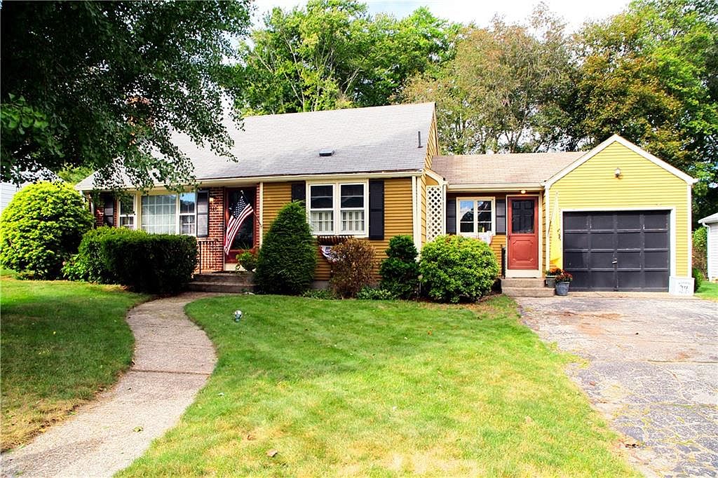 141 Progress St, Lincoln, RI 02865 Zillow