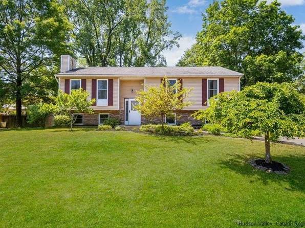 6 Cathy Jo Place, Accord, NY 12404