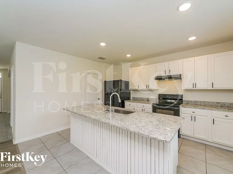 3345 Wellborn Dr — Photo 7
