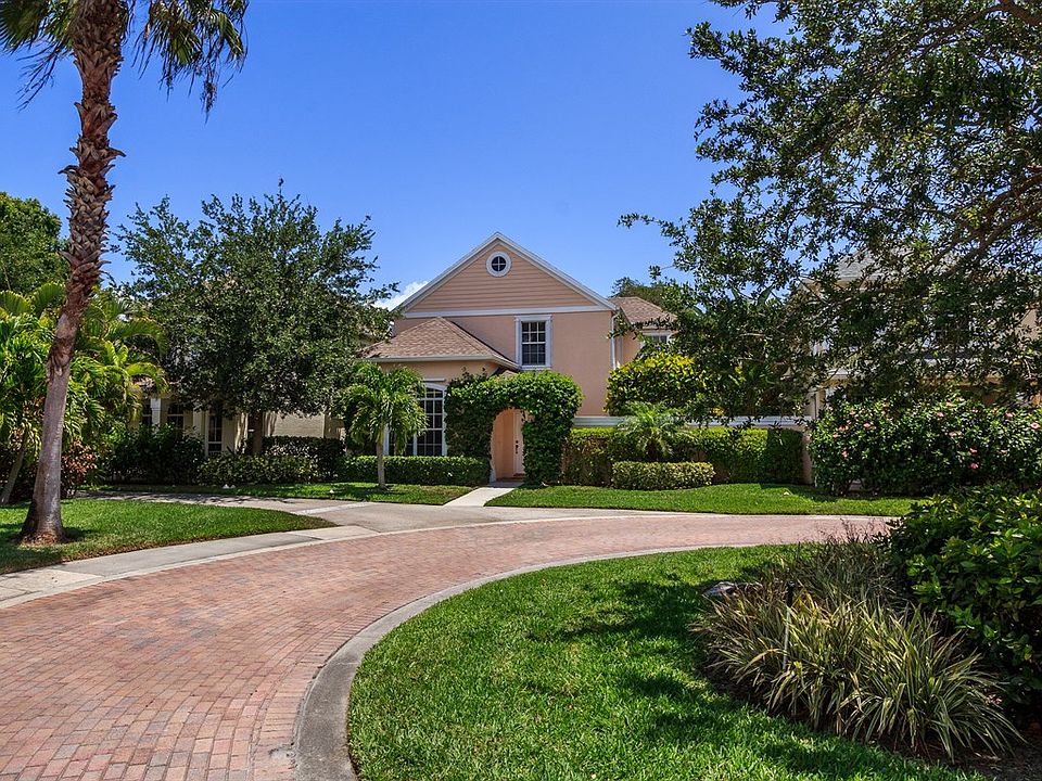 1st image of 1340 Winding Oaks Cir W