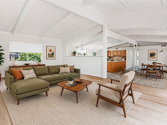 4th image of 3357 Roxanne Ave