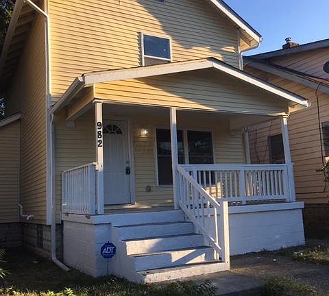 2nd image of 982 McClelland Ave