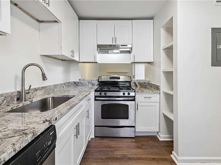 1836 Cumberland Valley Pl SE — Photo 13
