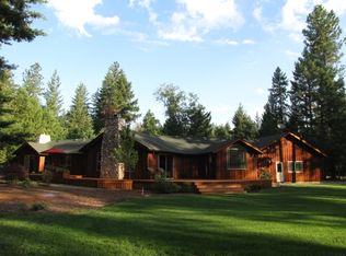525 Douglas Dr, Grants Pass, OR 97527