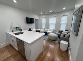 406 Columbia St #1T, Cambridge, MA 02141