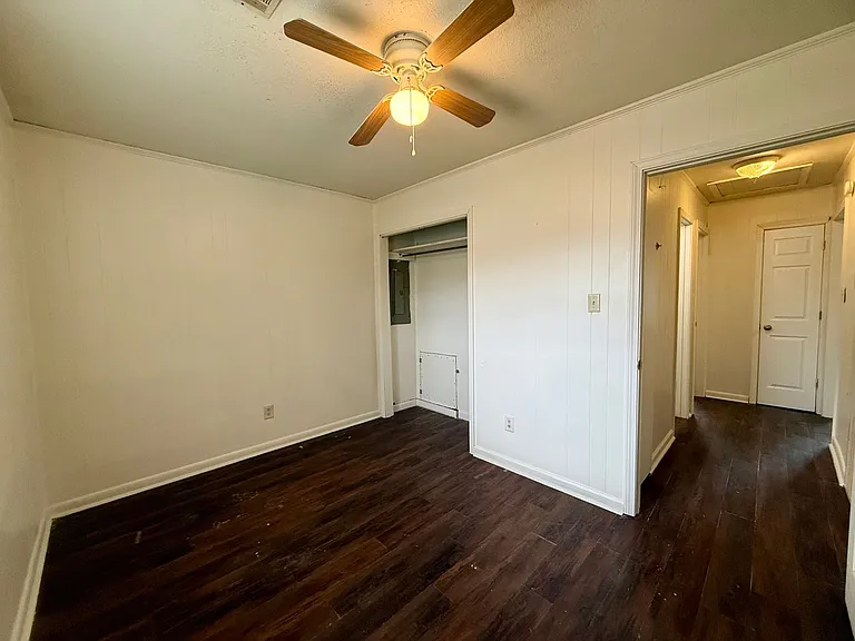 3705 Griffin St — Photo 16