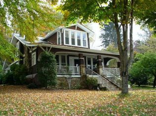 72 Hagood Rd, Lake Junaluska, NC 28745