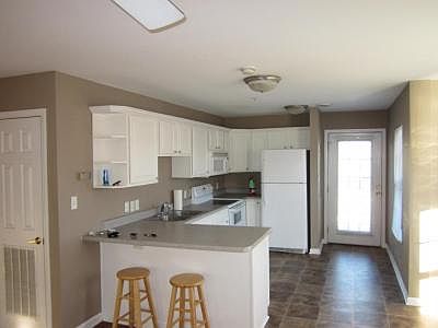 5th image of 1601 Queen Anne Way #13