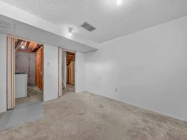 1415 62nd St NW, Edmonton, AB