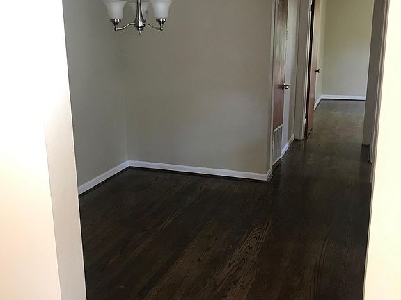 5th image of 3326 McLelland Ave APT 3