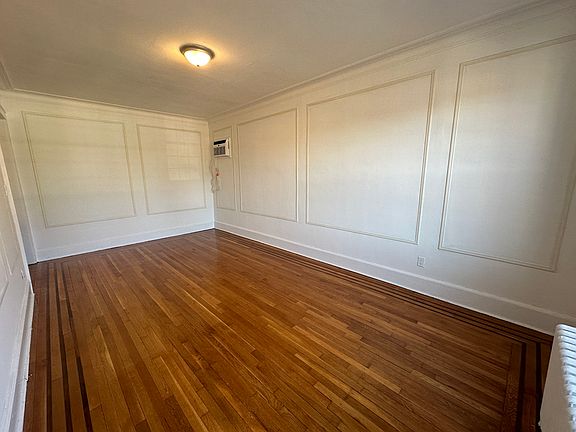 4th image of 1 E Lincoln St APT 24