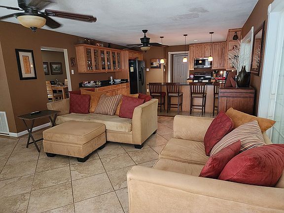 3rd image of 115 Marcie Dr