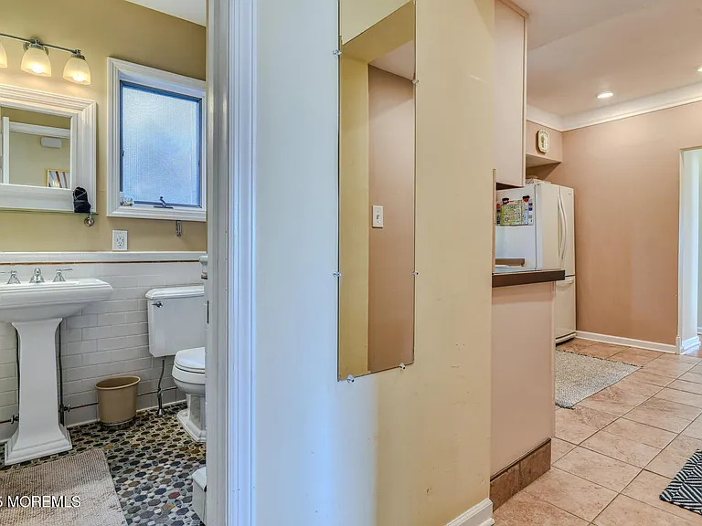 113 Central Ave #1 — Photo 22
