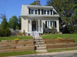 16 Mann Ter, Northampton, MA 01062