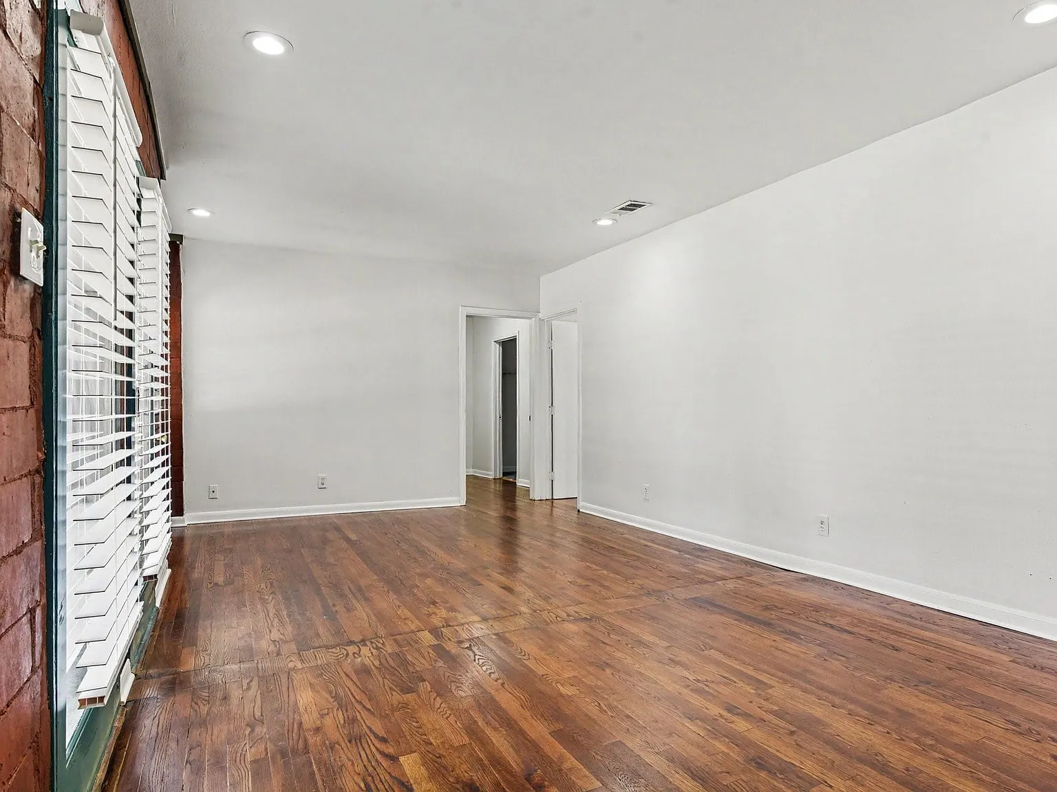 2 bed, 2.0 bath, 1200 sqft, $1,950 — Photo 4