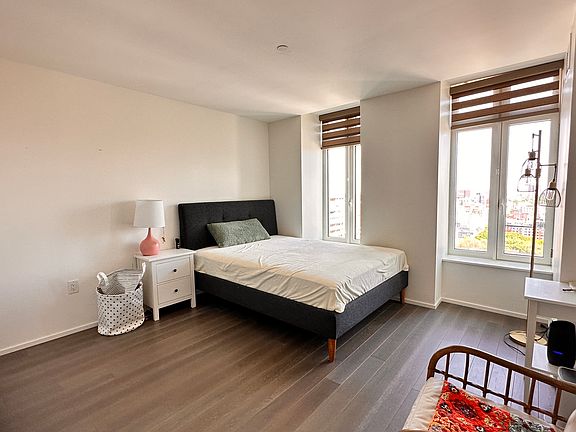 4th image of 543 W 122nd St APT 16E