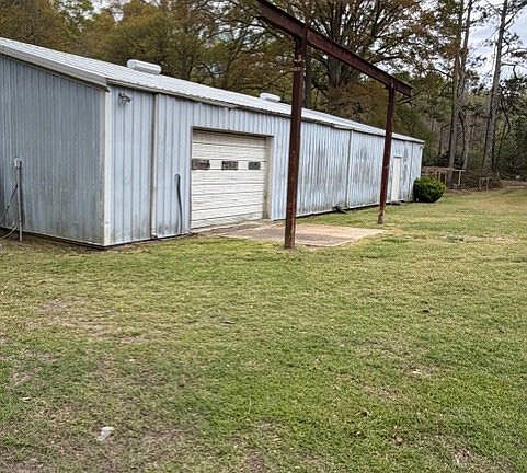 2nd image of 429 Butts Rd