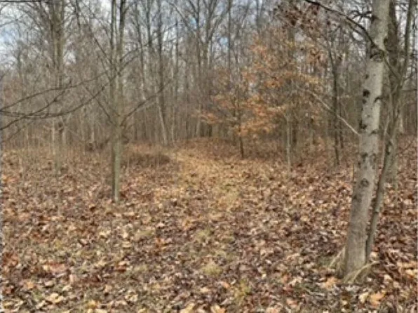 24 Hidden Meadow Rd, Spencer, IN 47460